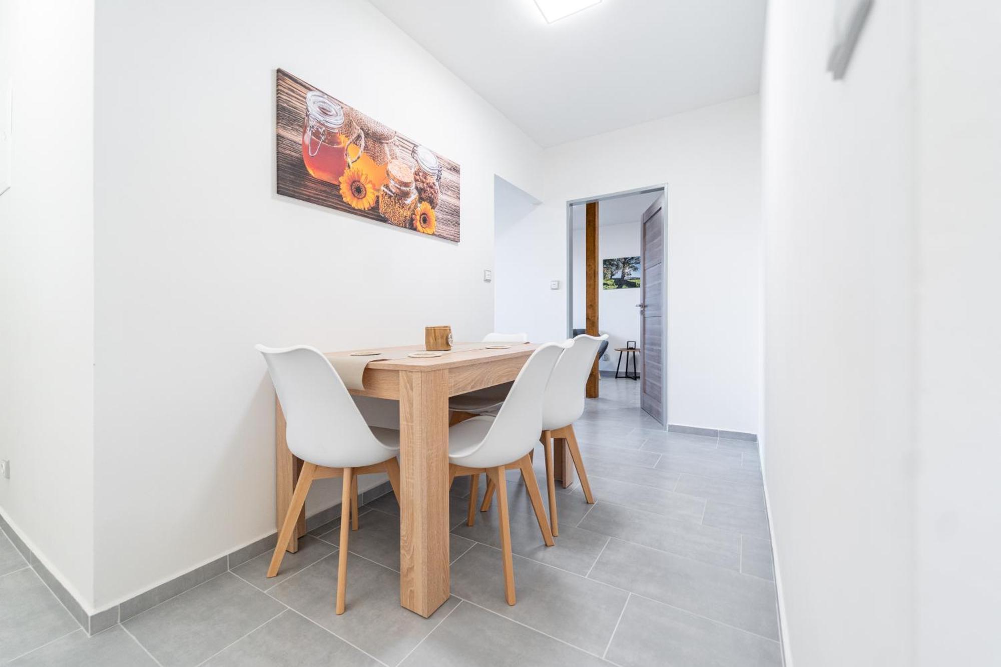 Apartmany Tera Miletín Kültér fotó