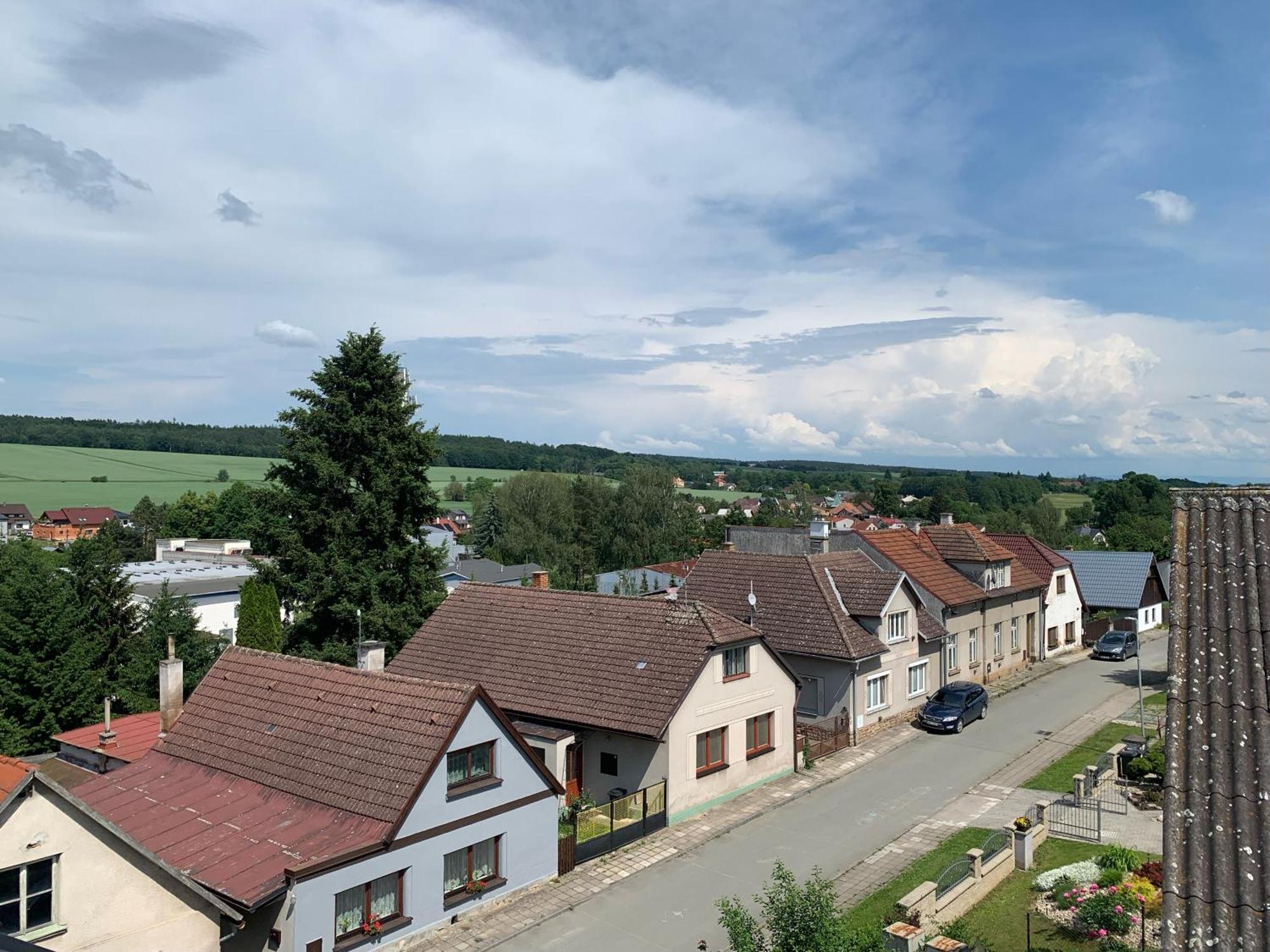 Apartmany Tera Miletín Kültér fotó